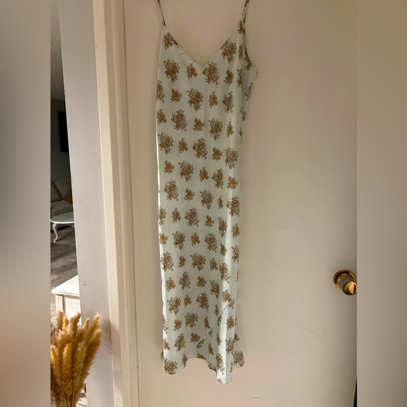 Strap midi Sqtin dress -fits like a dream. - Picture 1 of 2